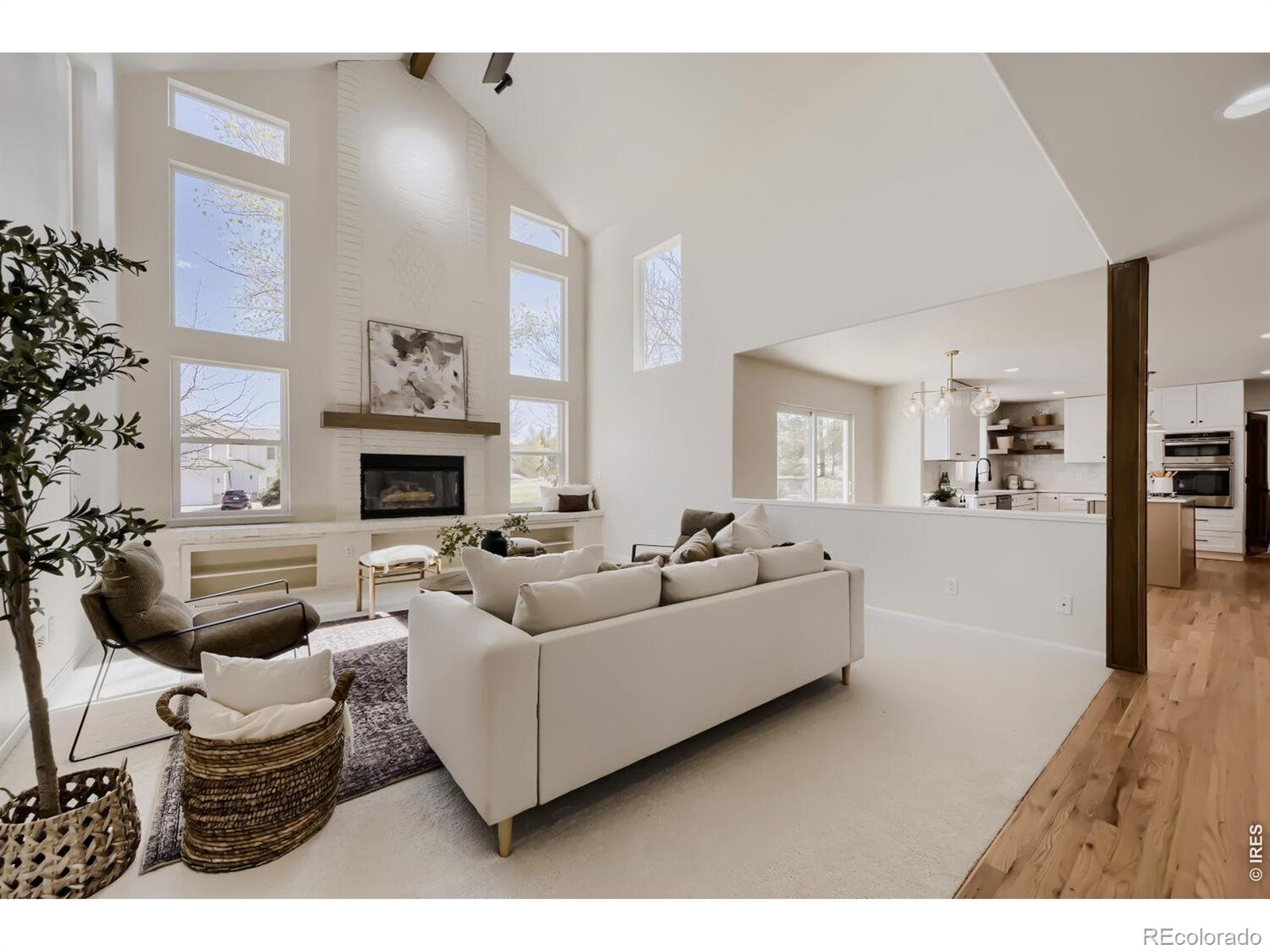 MLS Image #4 for 19882 e geddes place,centennial, Colorado