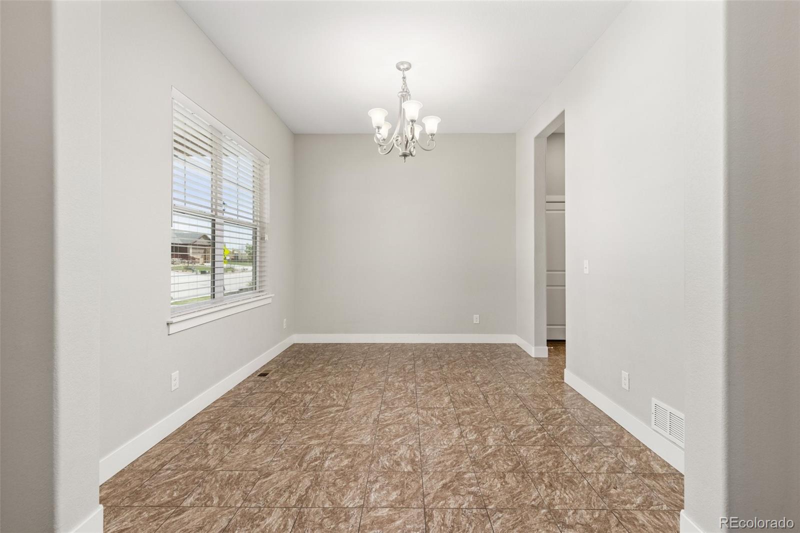 MLS Image #13 for 3281  ballentine boulevard,johnstown, Colorado