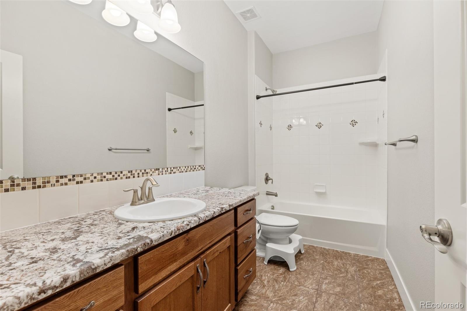 MLS Image #32 for 3281  ballentine boulevard,johnstown, Colorado