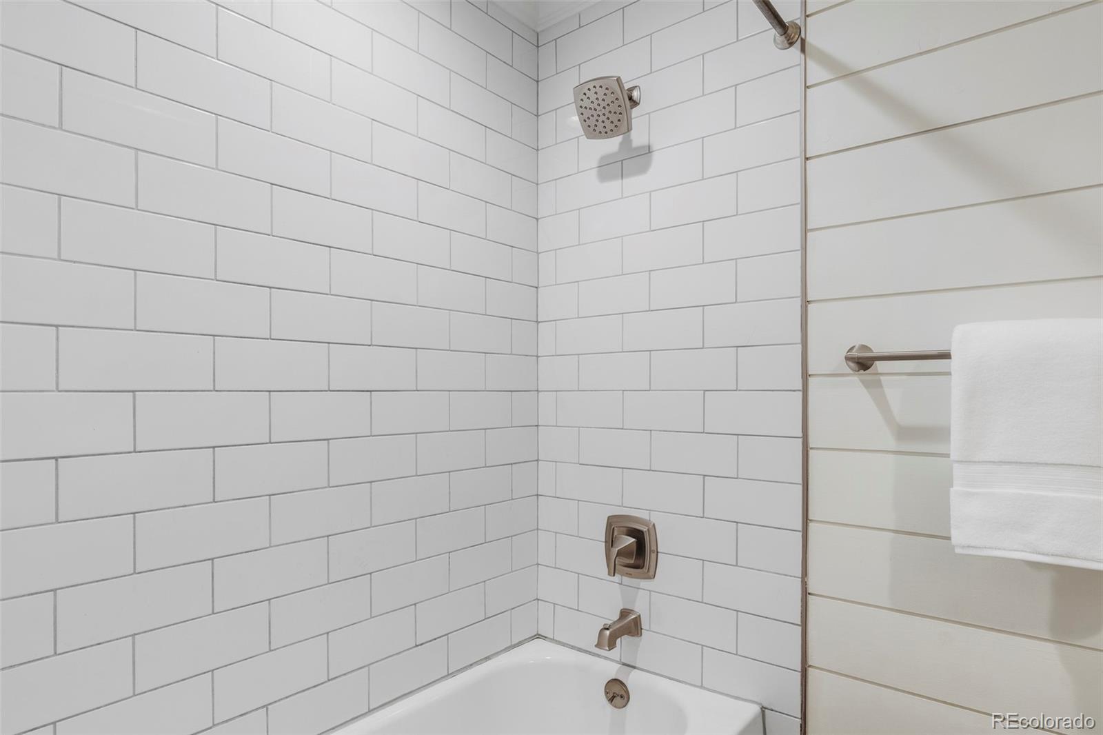 MLS Image #18 for 2291 s zang court,lakewood, Colorado