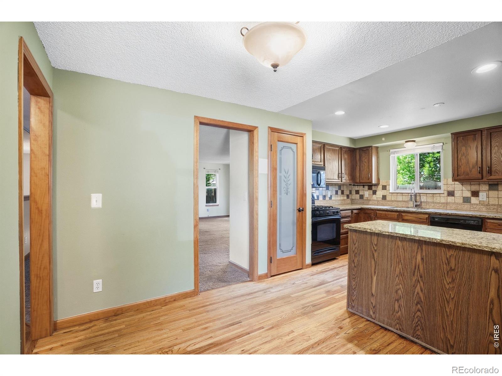 MLS Image #12 for 1689  geneva circle,longmont, Colorado