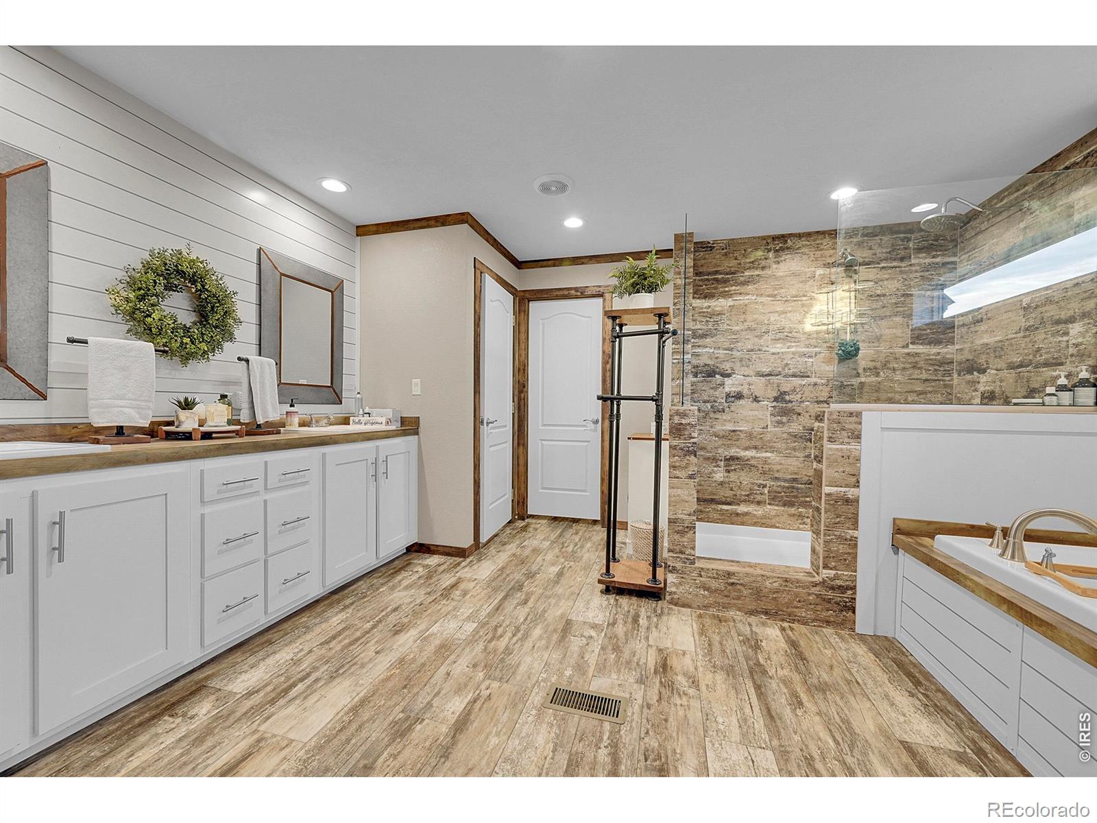 MLS Image #28 for 41219  county road 84 ,briggsdale, Colorado
