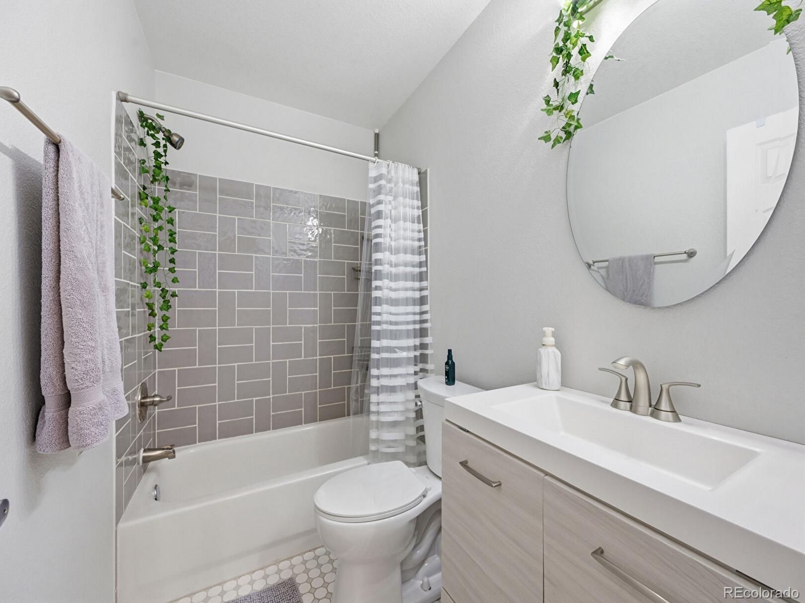 MLS Image #18 for 887 w 96th place,thornton, Colorado