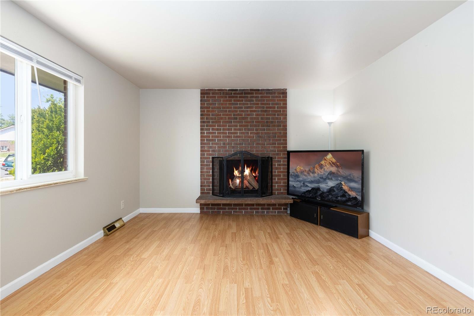 MLS Image #4 for 9526  pelon drive,northglenn, Colorado