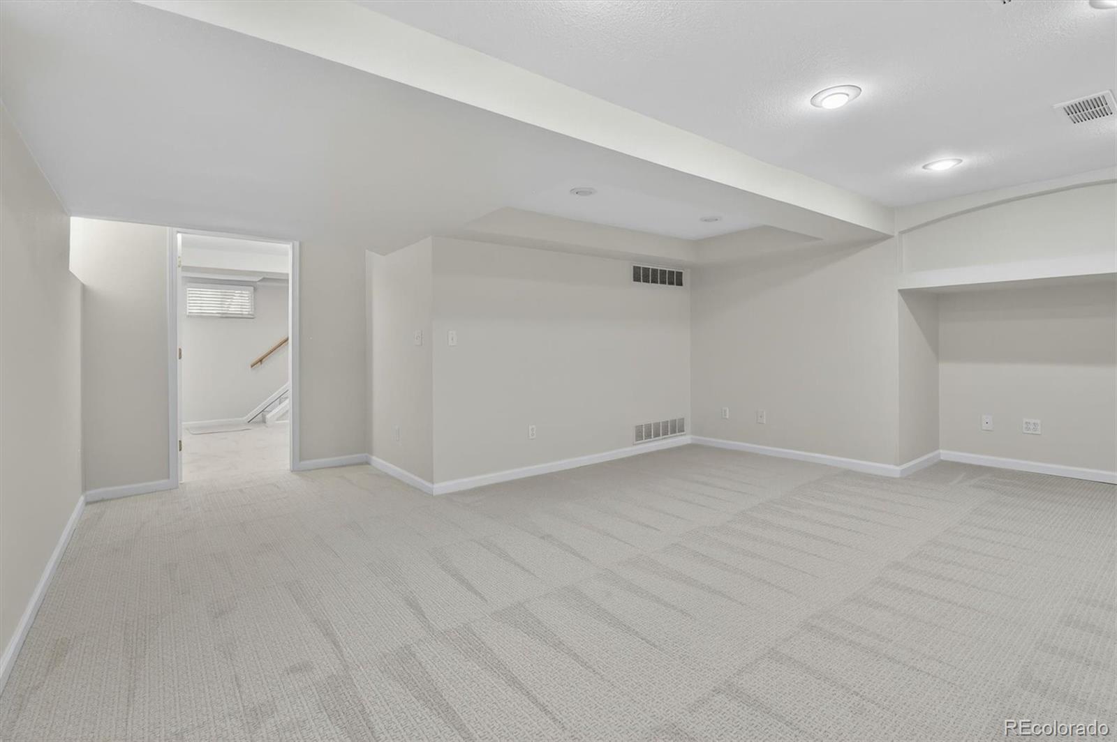 MLS Image #29 for 4954 n grove street,denver, Colorado