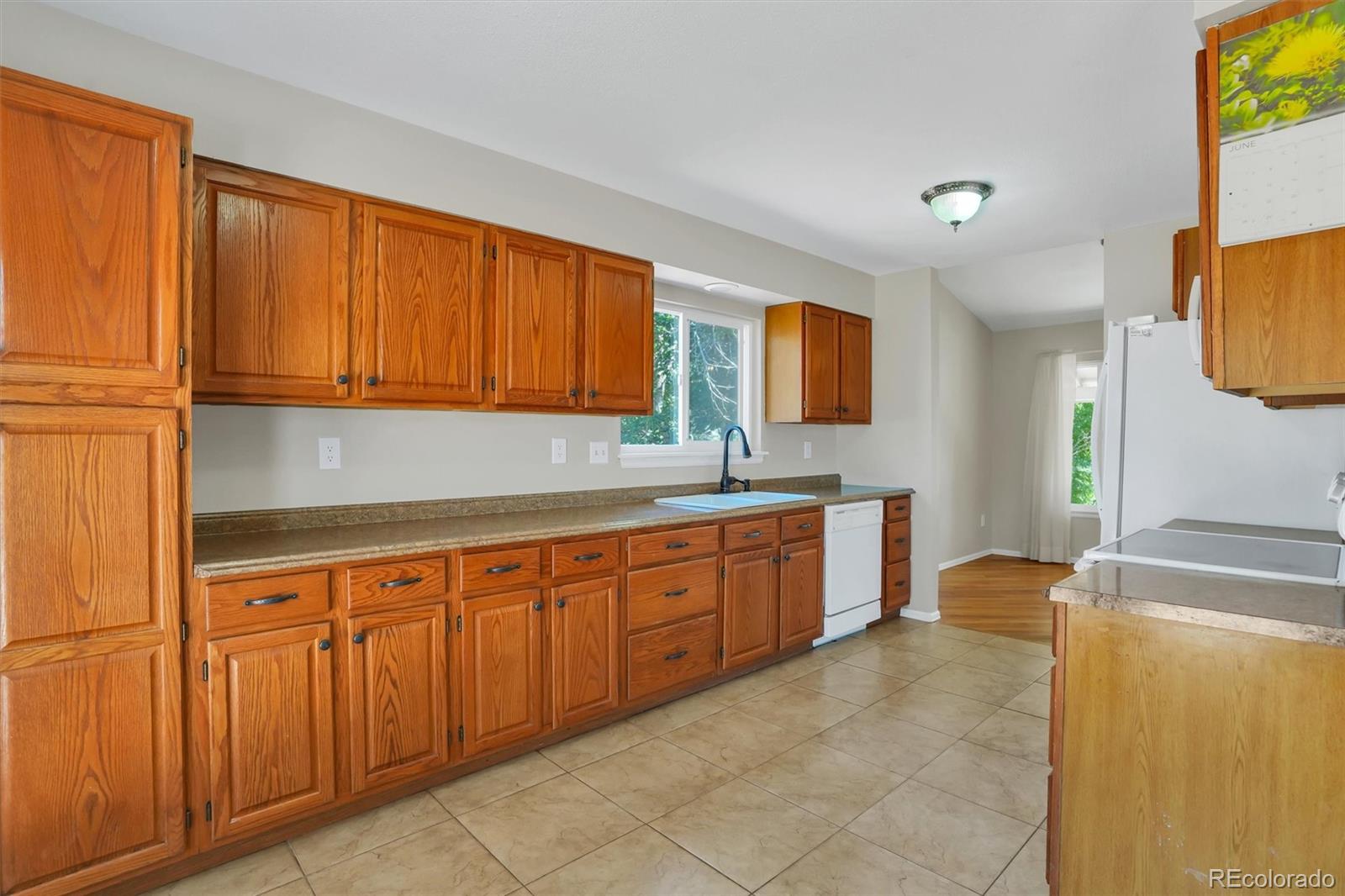 MLS Image #13 for 3793 s olathe circle,aurora, Colorado
