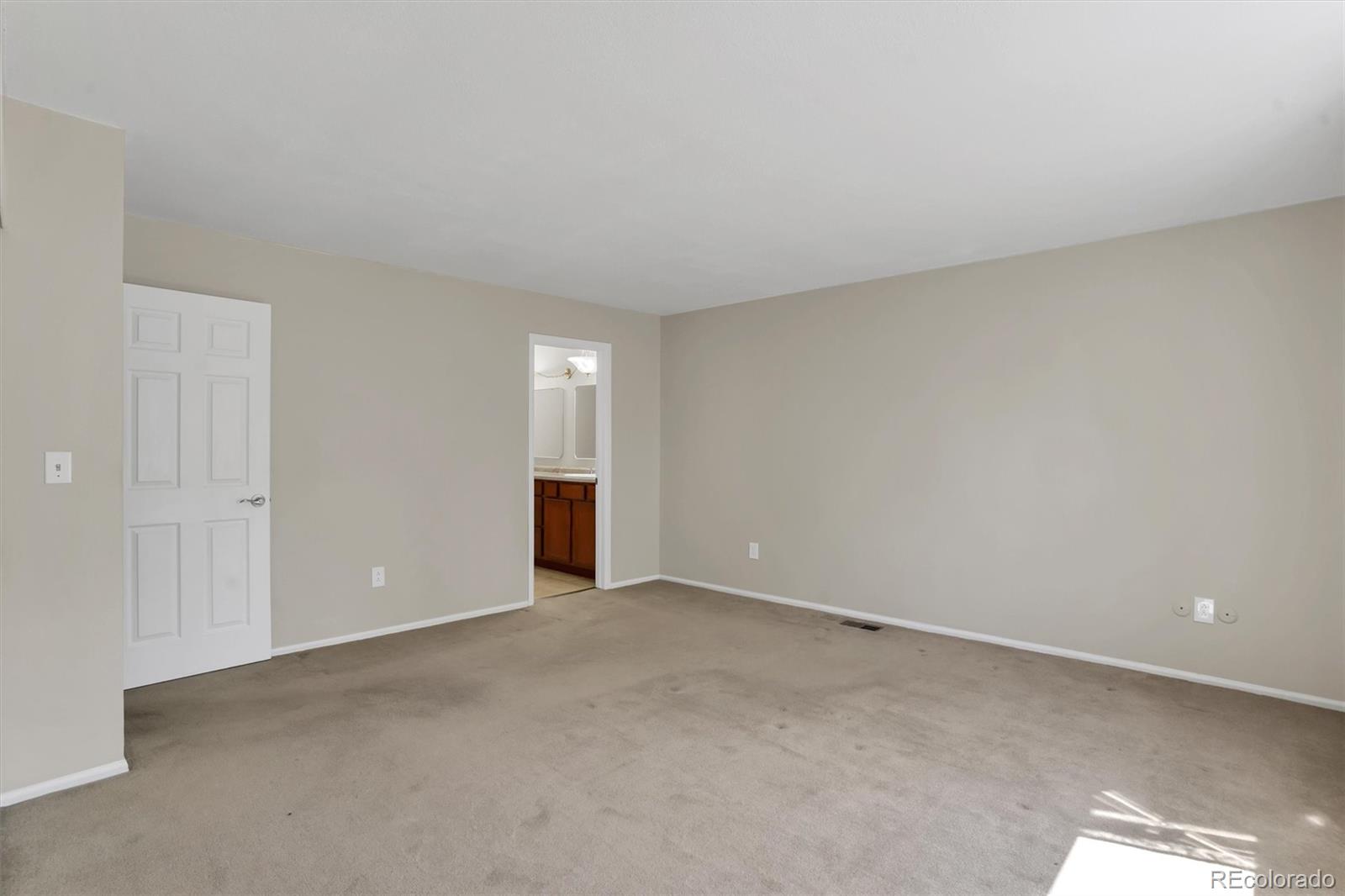 MLS Image #22 for 3793 s olathe circle,aurora, Colorado