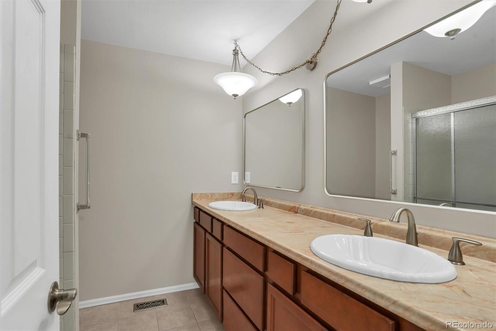 MLS Image #25 for 3793 s olathe circle,aurora, Colorado