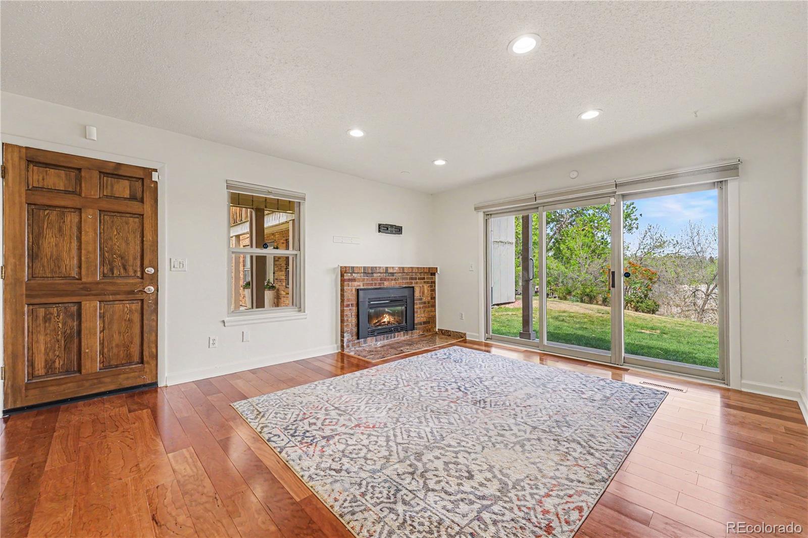 MLS Image #5 for 1832 s lee street,lakewood, Colorado