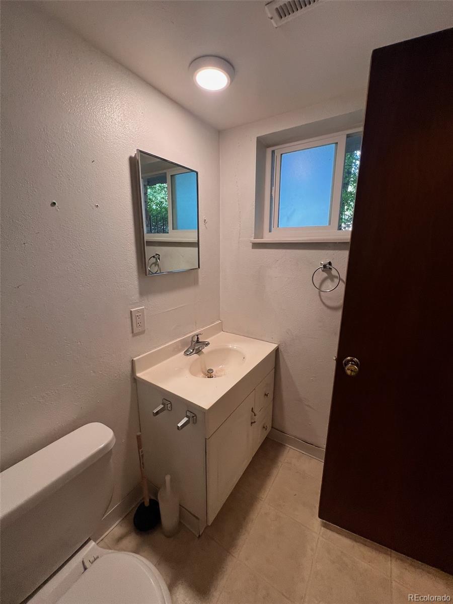 MLS Image #18 for 6438 s harlan way,littleton, Colorado