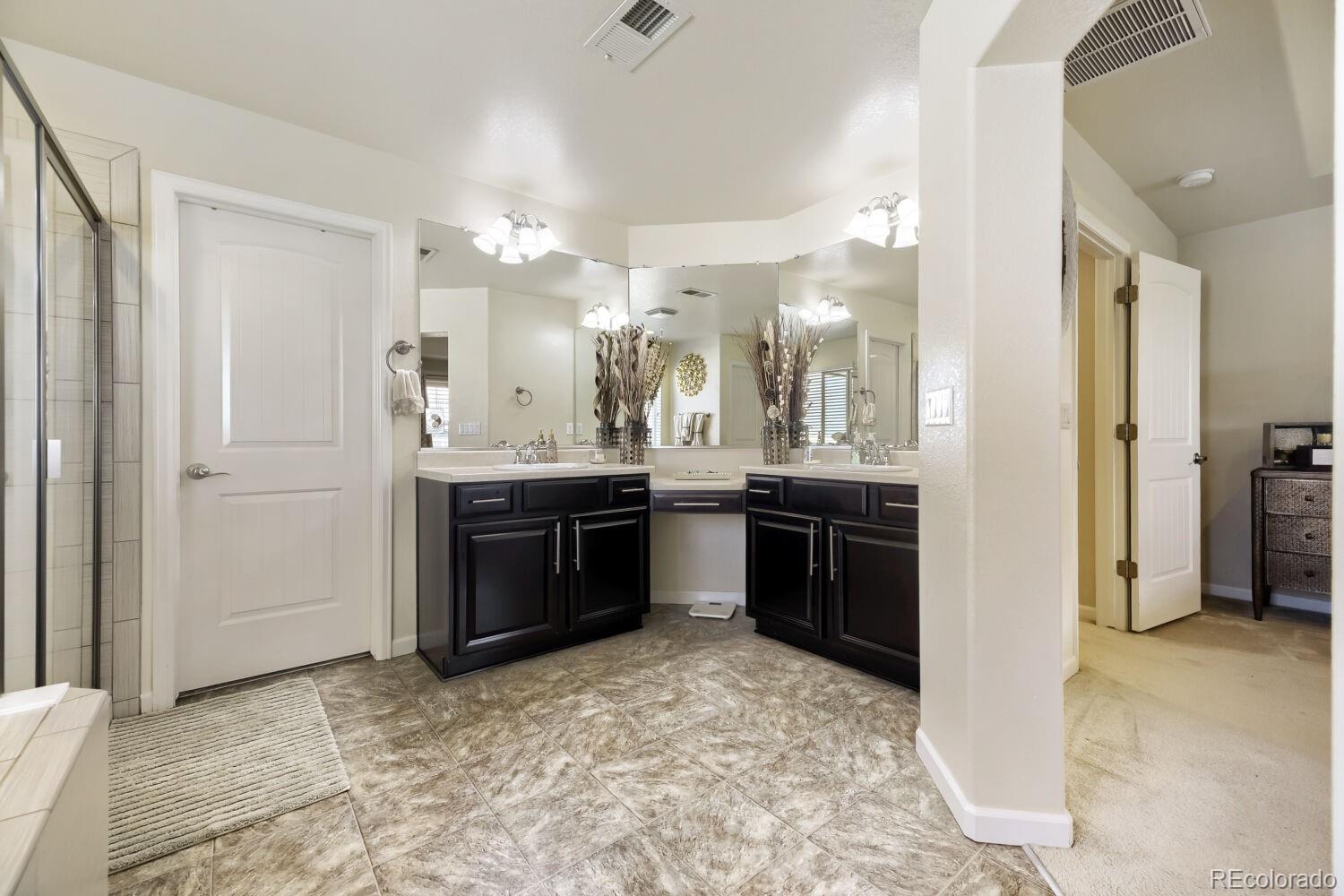 MLS Image #14 for 24471 e alamo drive,aurora, Colorado