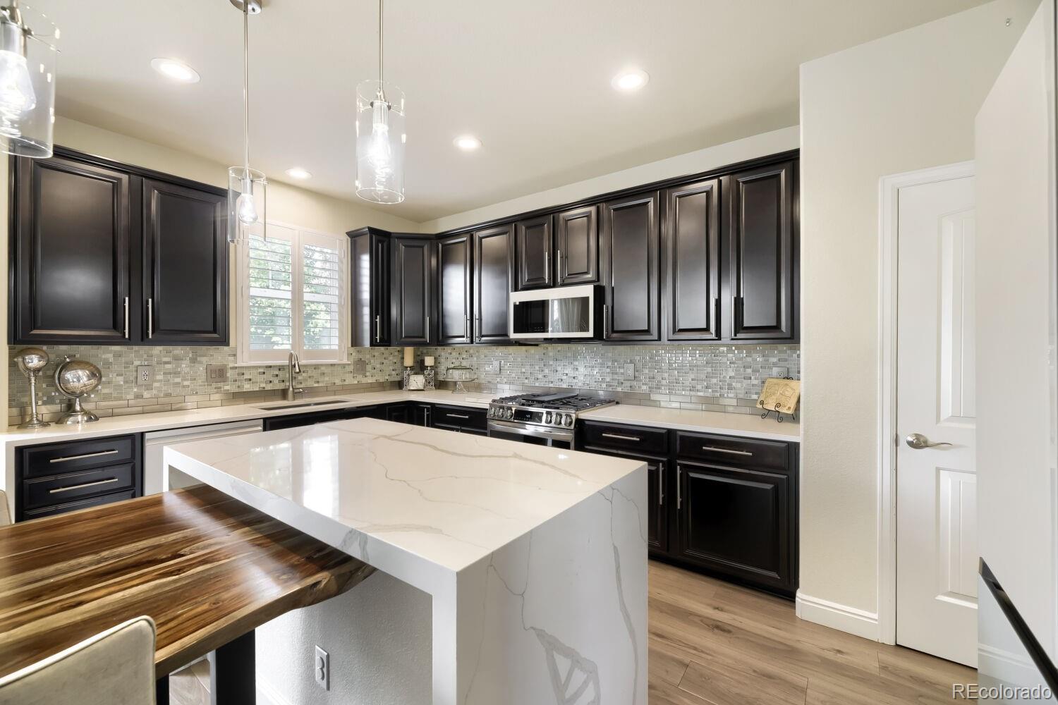 MLS Image #6 for 24471 e alamo drive,aurora, Colorado