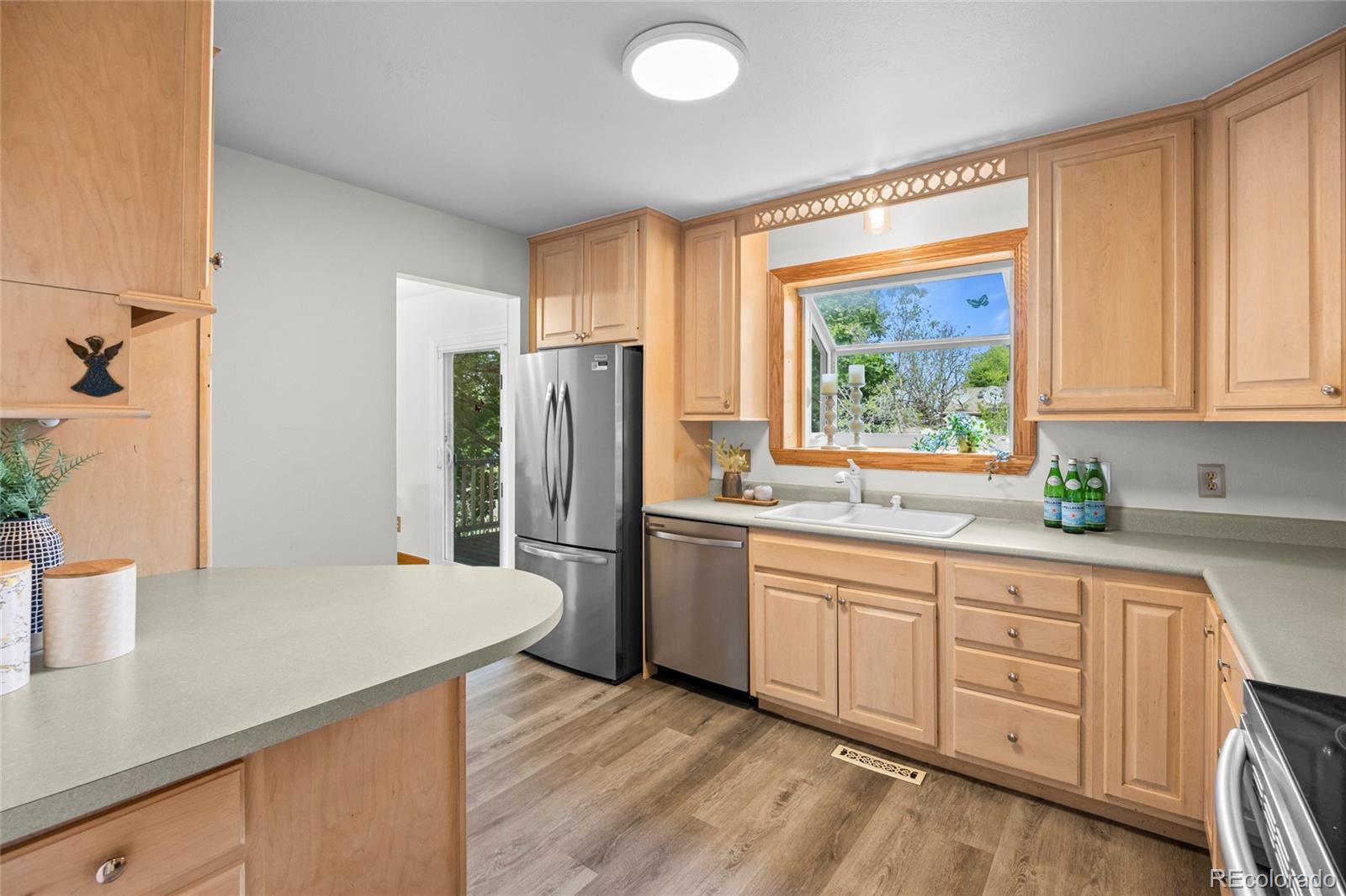 MLS Image #11 for 8603 e dillard place,denver, Colorado
