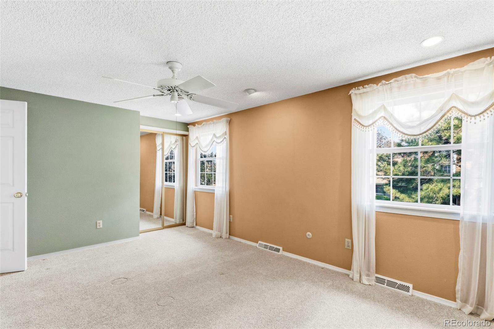 MLS Image #18 for 8752 e amherst drive b,denver, Colorado