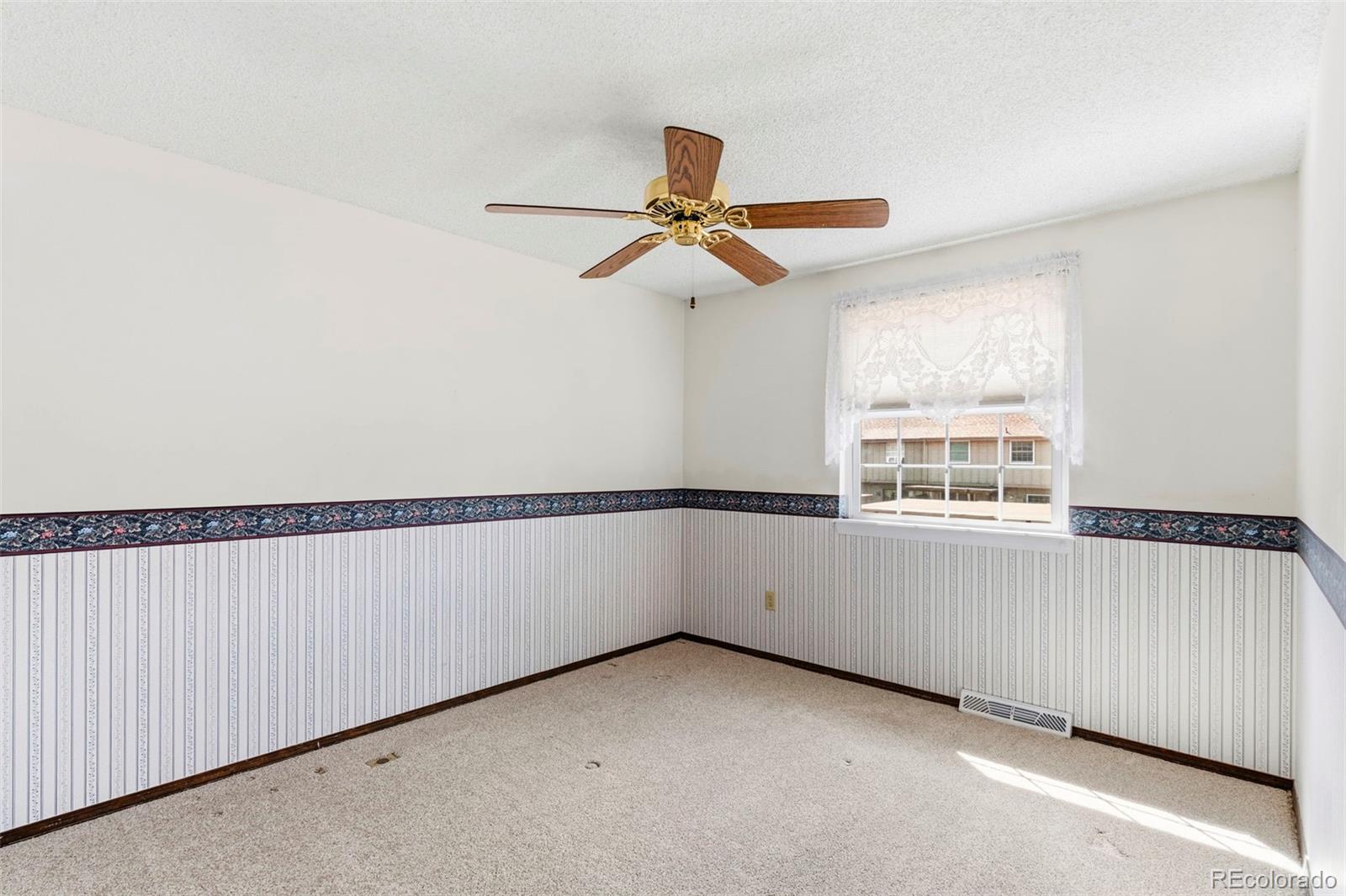 MLS Image #22 for 8752 e amherst drive b,denver, Colorado
