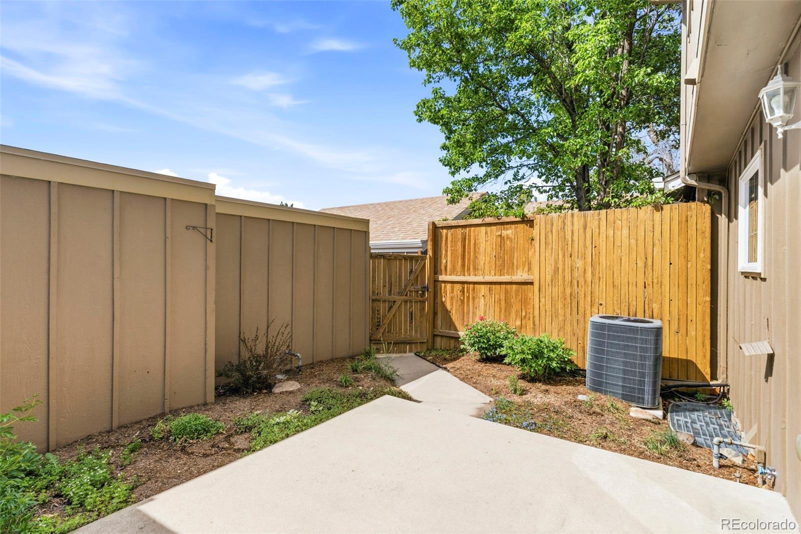 MLS Image #28 for 8752 e amherst drive b,denver, Colorado