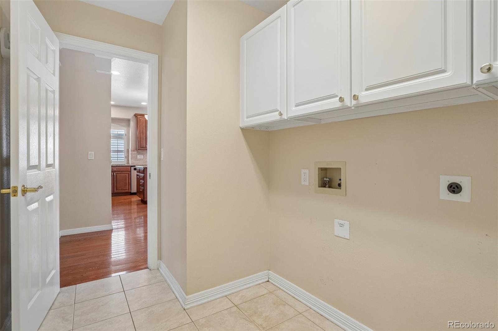 MLS Image #39 for 4159 e phillips place,centennial, Colorado