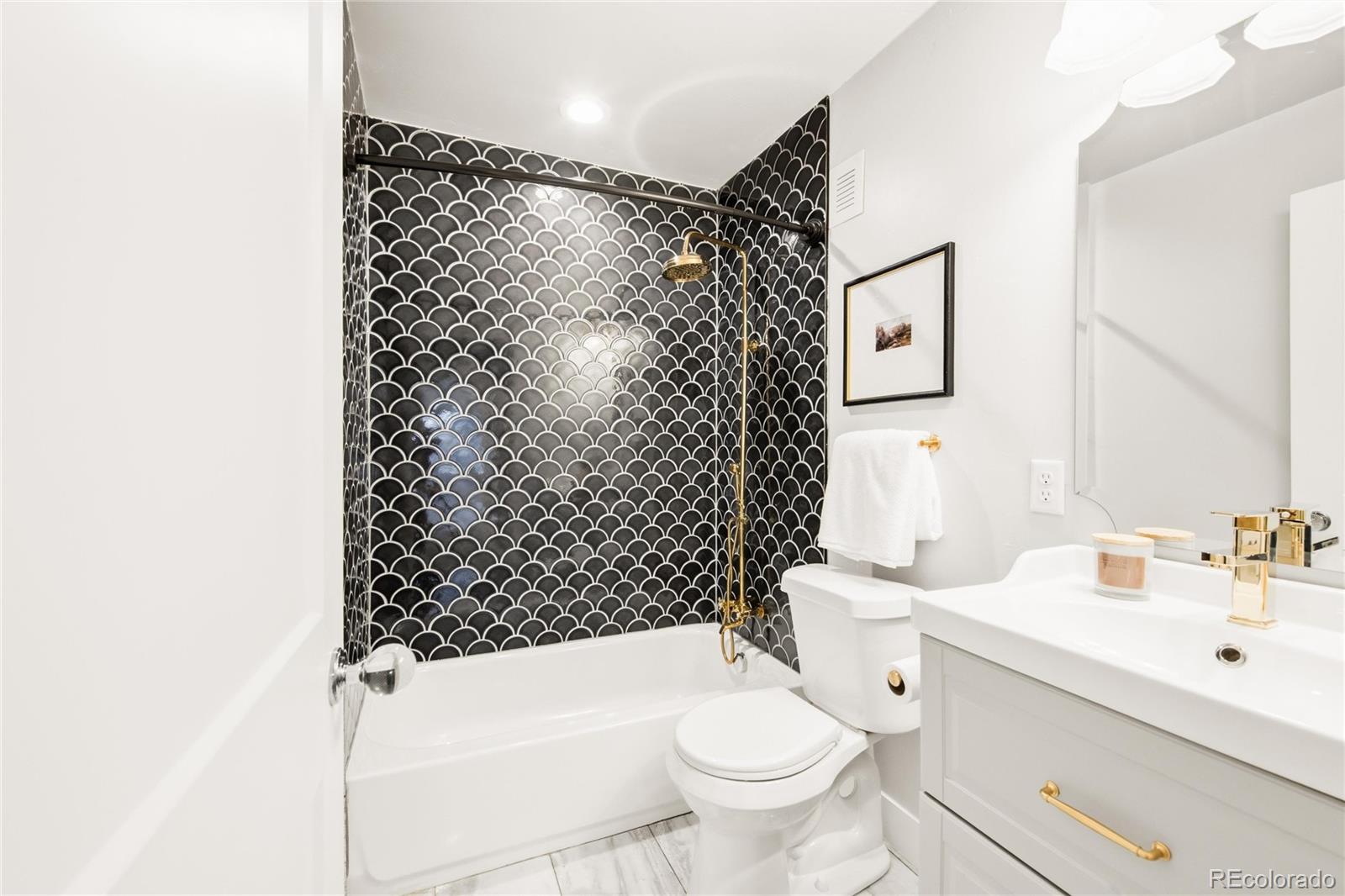 MLS Image #22 for 2540  kendall street,edgewater, Colorado