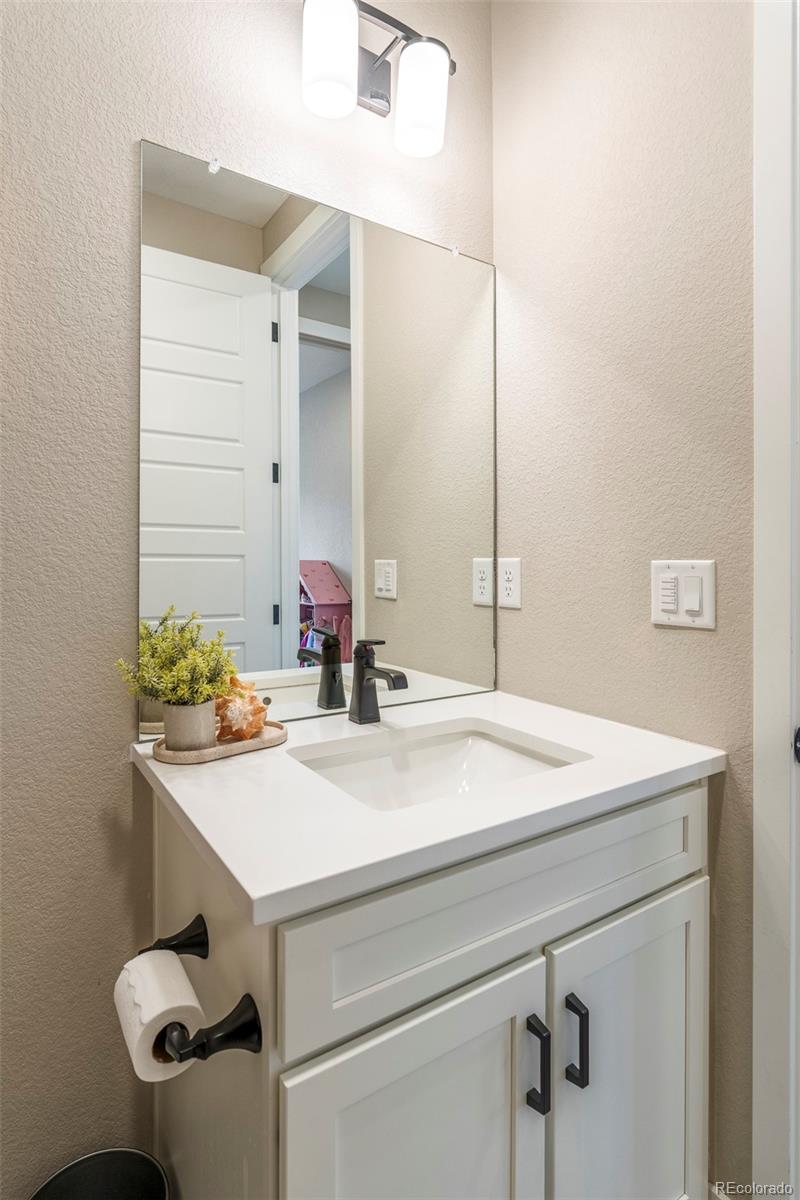 MLS Image #18 for 2125 s poppy street,lakewood, Colorado