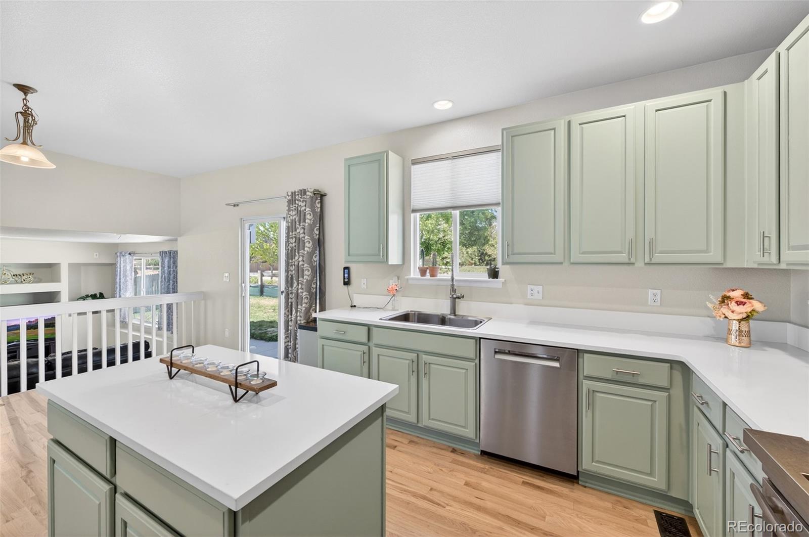 MLS Image #9 for 11393  kearney way,thornton, Colorado