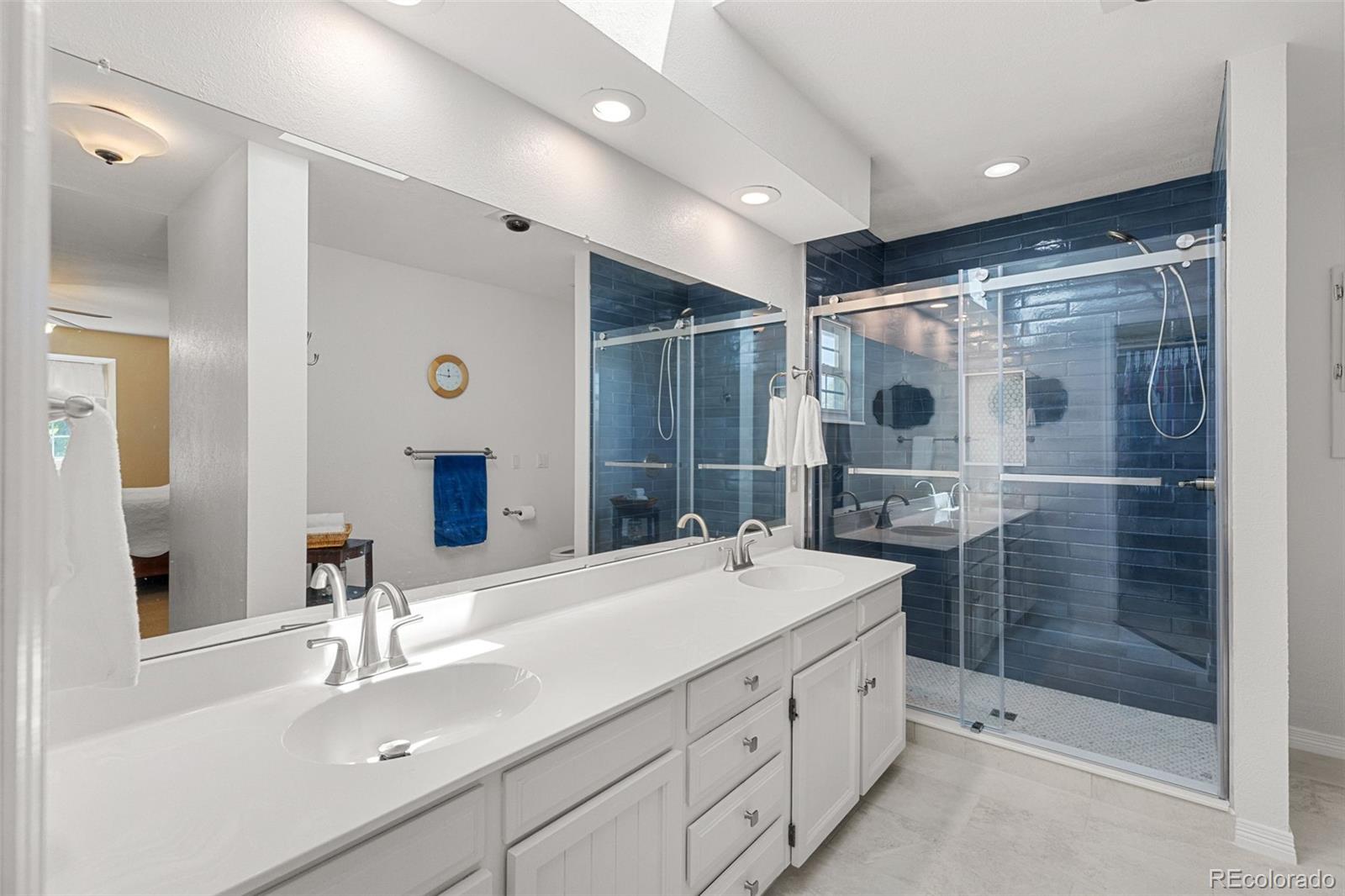 MLS Image #20 for 7546 s madison circle,centennial, Colorado