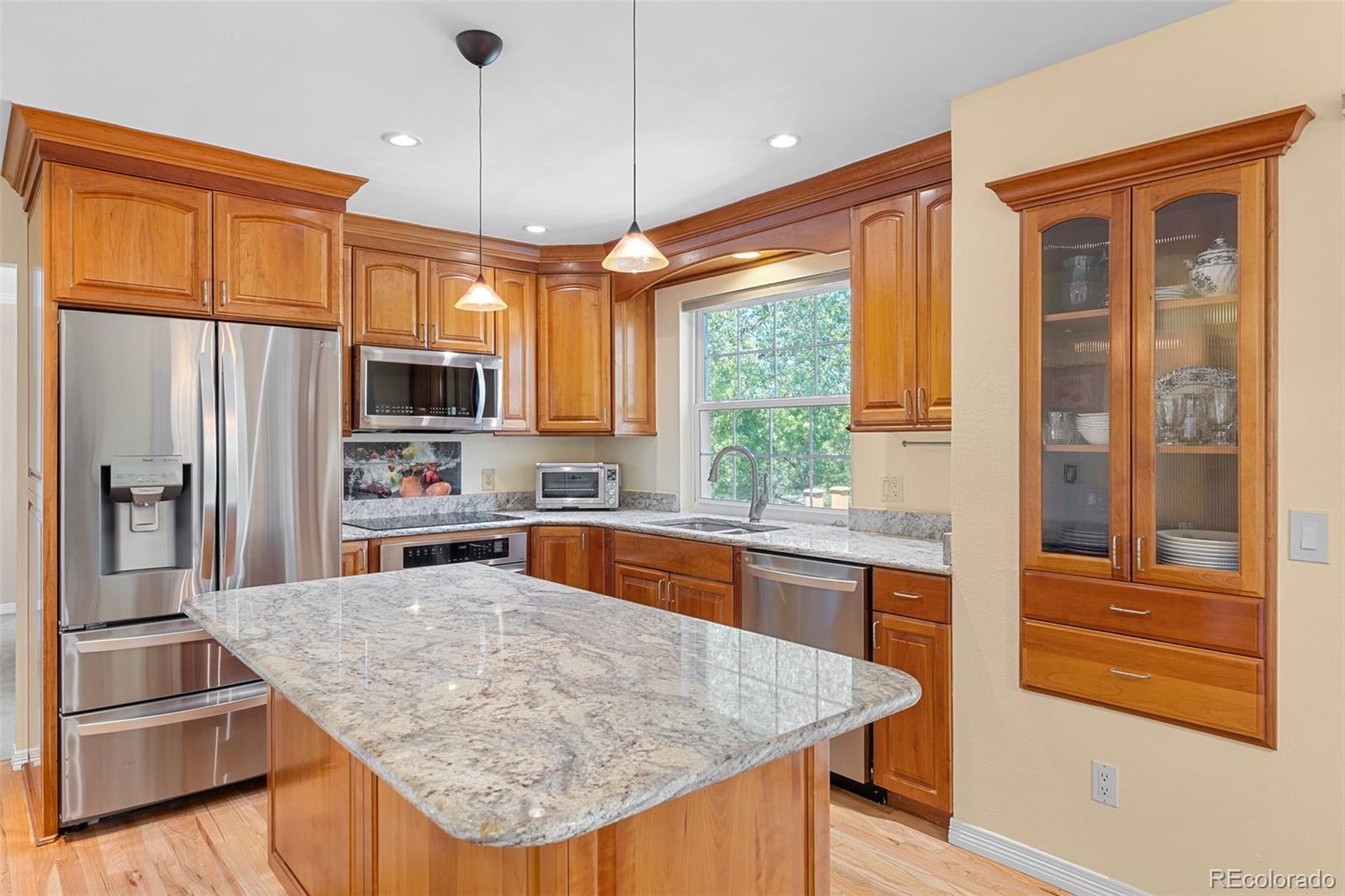 MLS Image #3 for 7546 s madison circle,centennial, Colorado