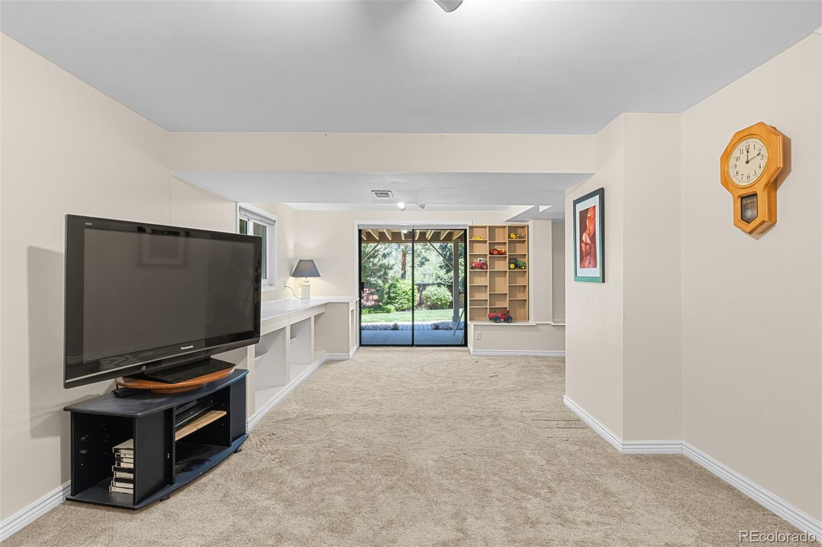 MLS Image #30 for 7546 s madison circle,centennial, Colorado