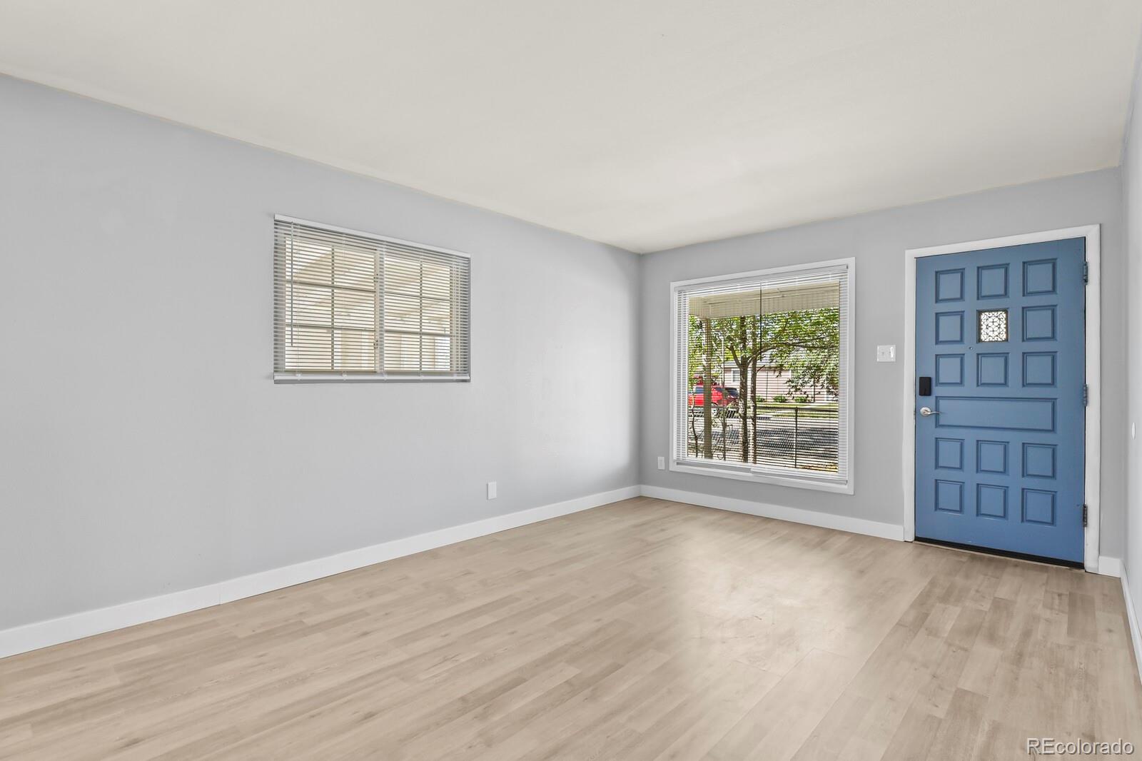 MLS Image #6 for 940  vaughn street,aurora, Colorado