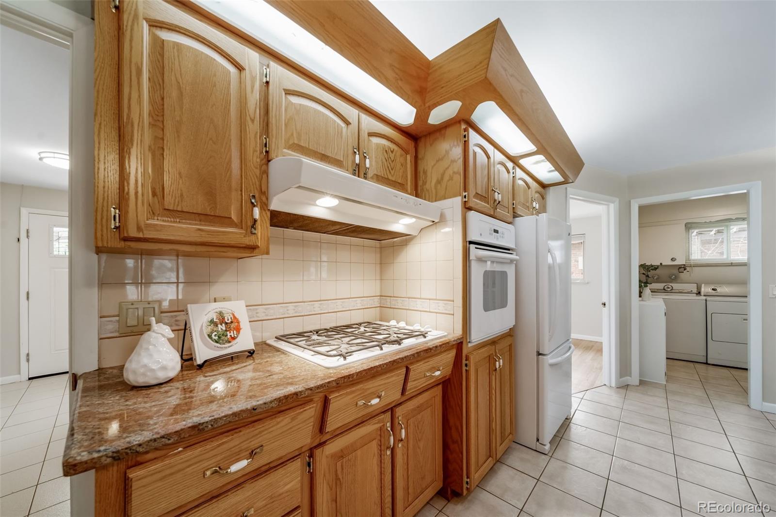 MLS Image #15 for 341  newark street,aurora, Colorado