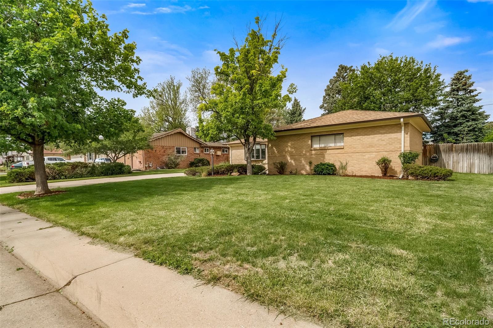 MLS Image #2 for 341  newark street,aurora, Colorado