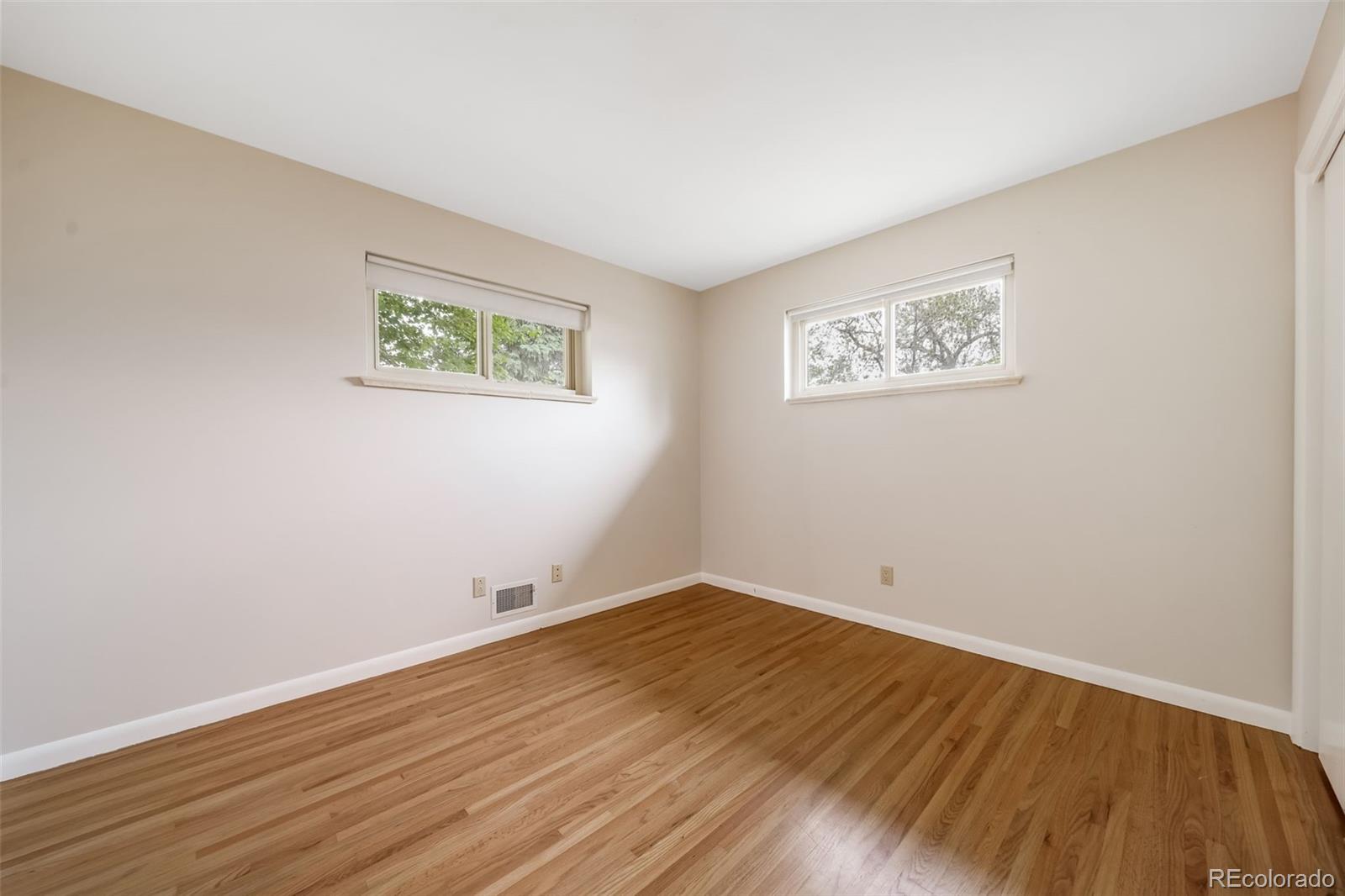 MLS Image #24 for 341  newark street,aurora, Colorado