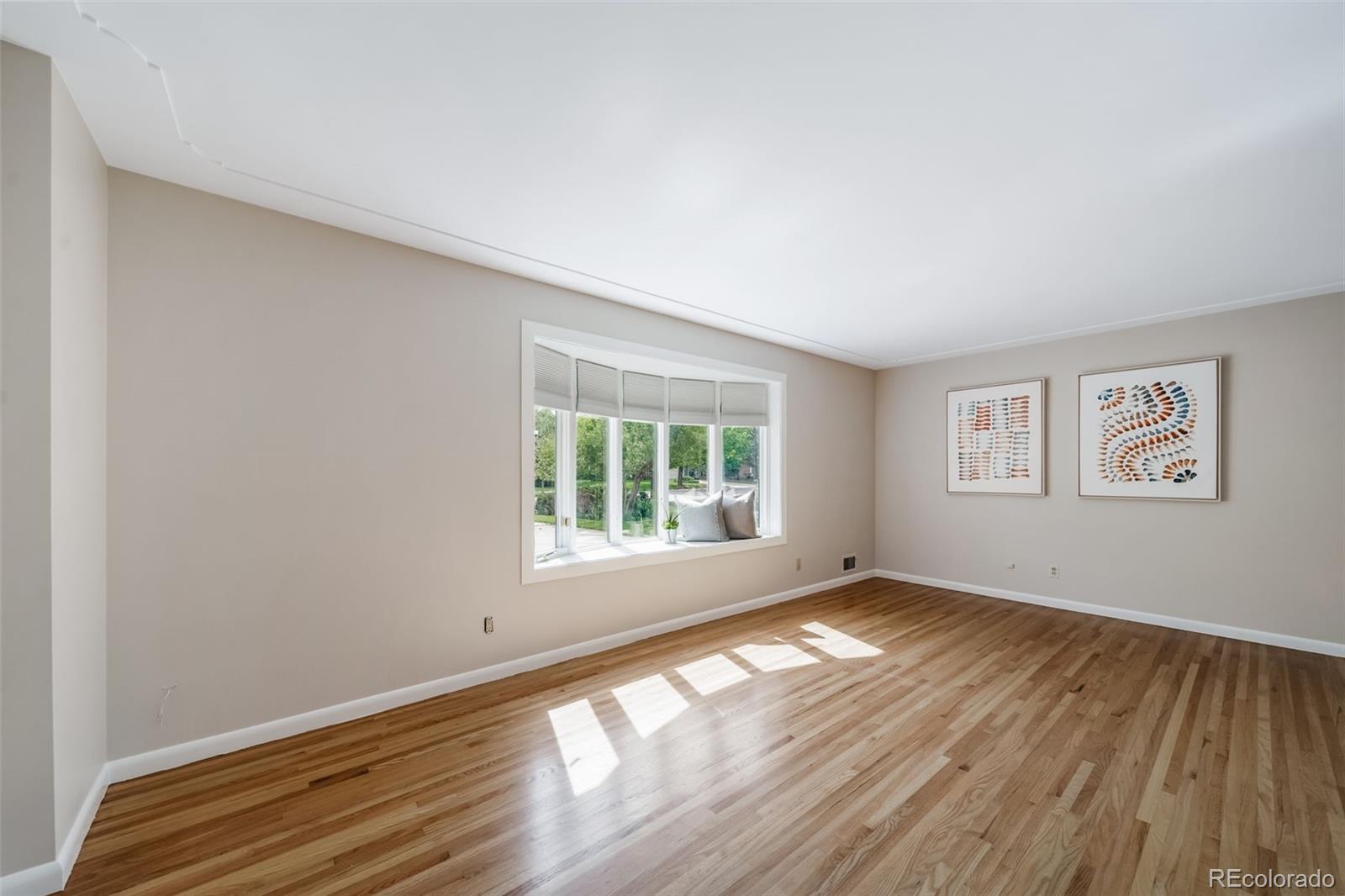 MLS Image #6 for 341  newark street,aurora, Colorado