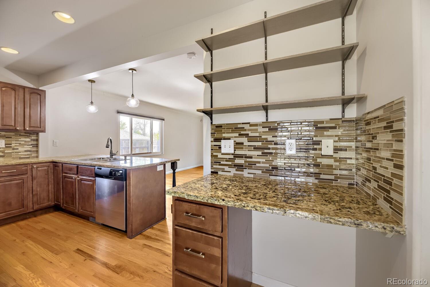 MLS Image #12 for 1280 s tejon street,denver, Colorado