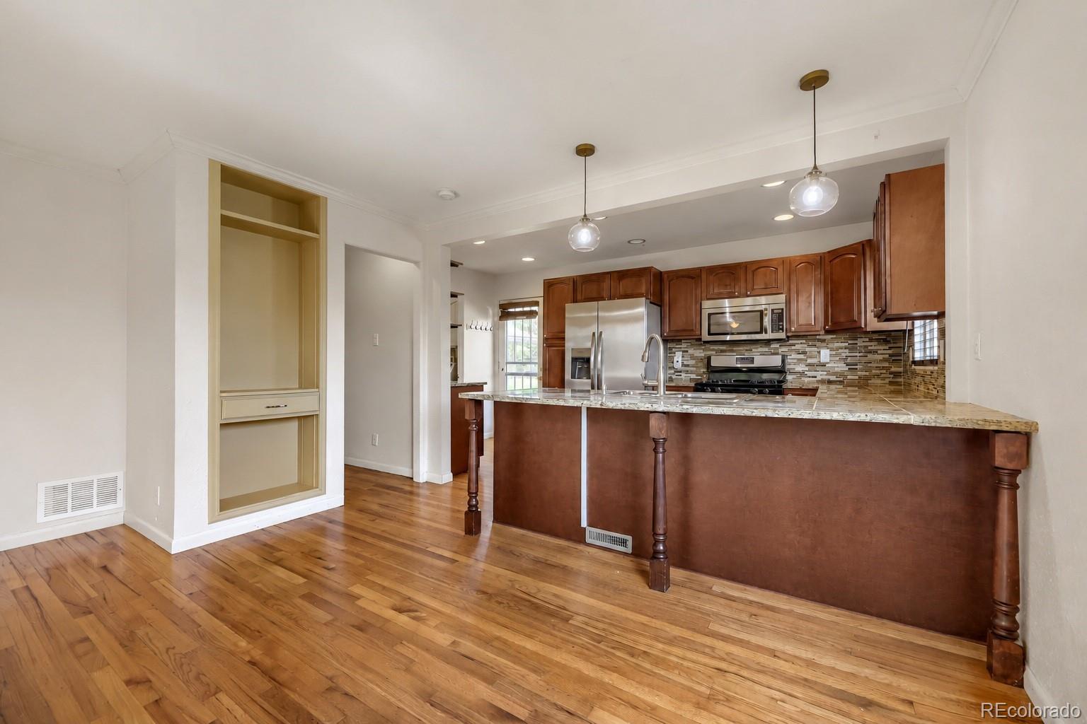 MLS Image #7 for 1280 s tejon street,denver, Colorado