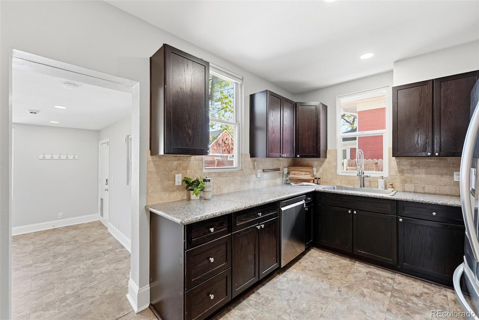 MLS Image #17 for 3324 n franklin street,denver, Colorado