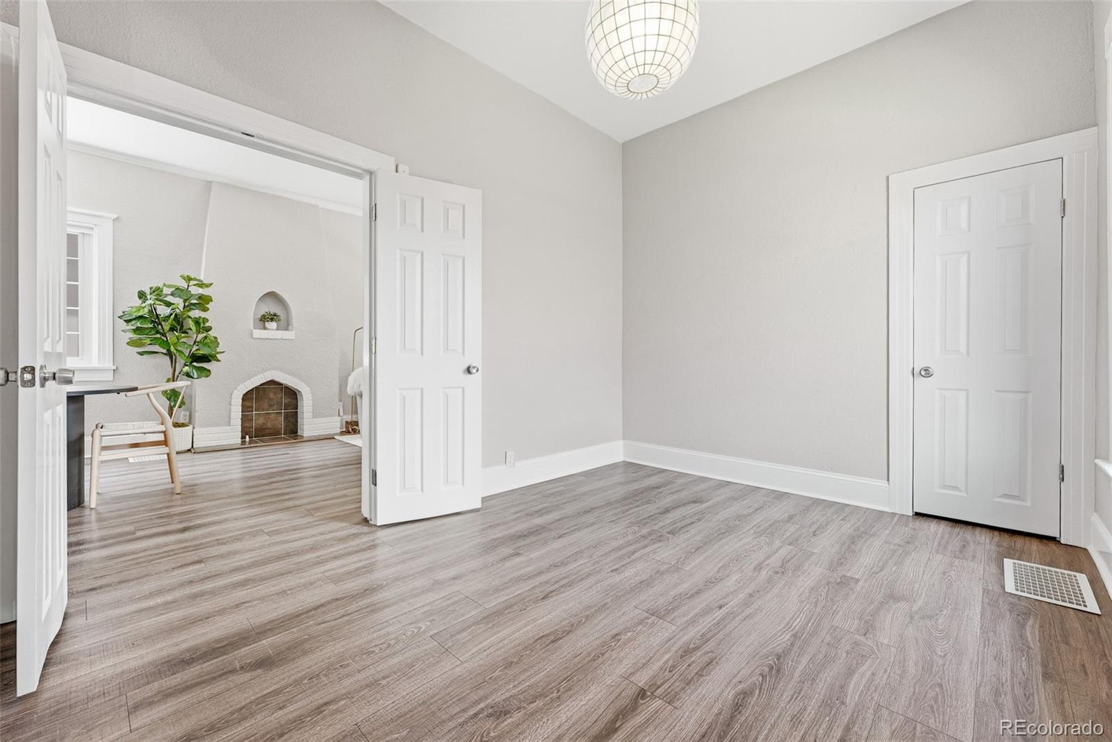 MLS Image #30 for 3324 n franklin street,denver, Colorado
