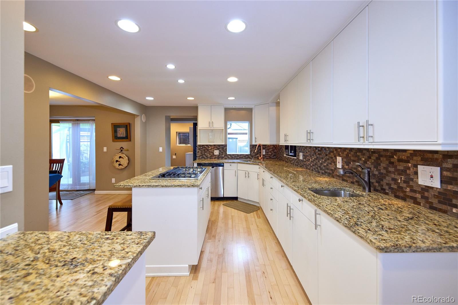 MLS Image #9 for 1100  jersey street,denver, Colorado