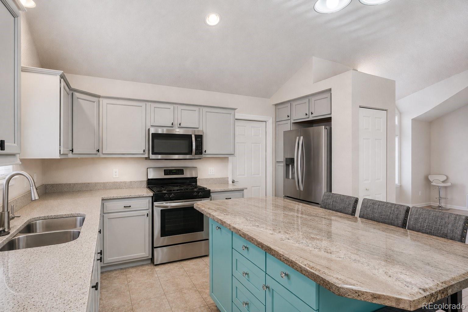 MLS Image #6 for 13061  westlake place,broomfield, Colorado