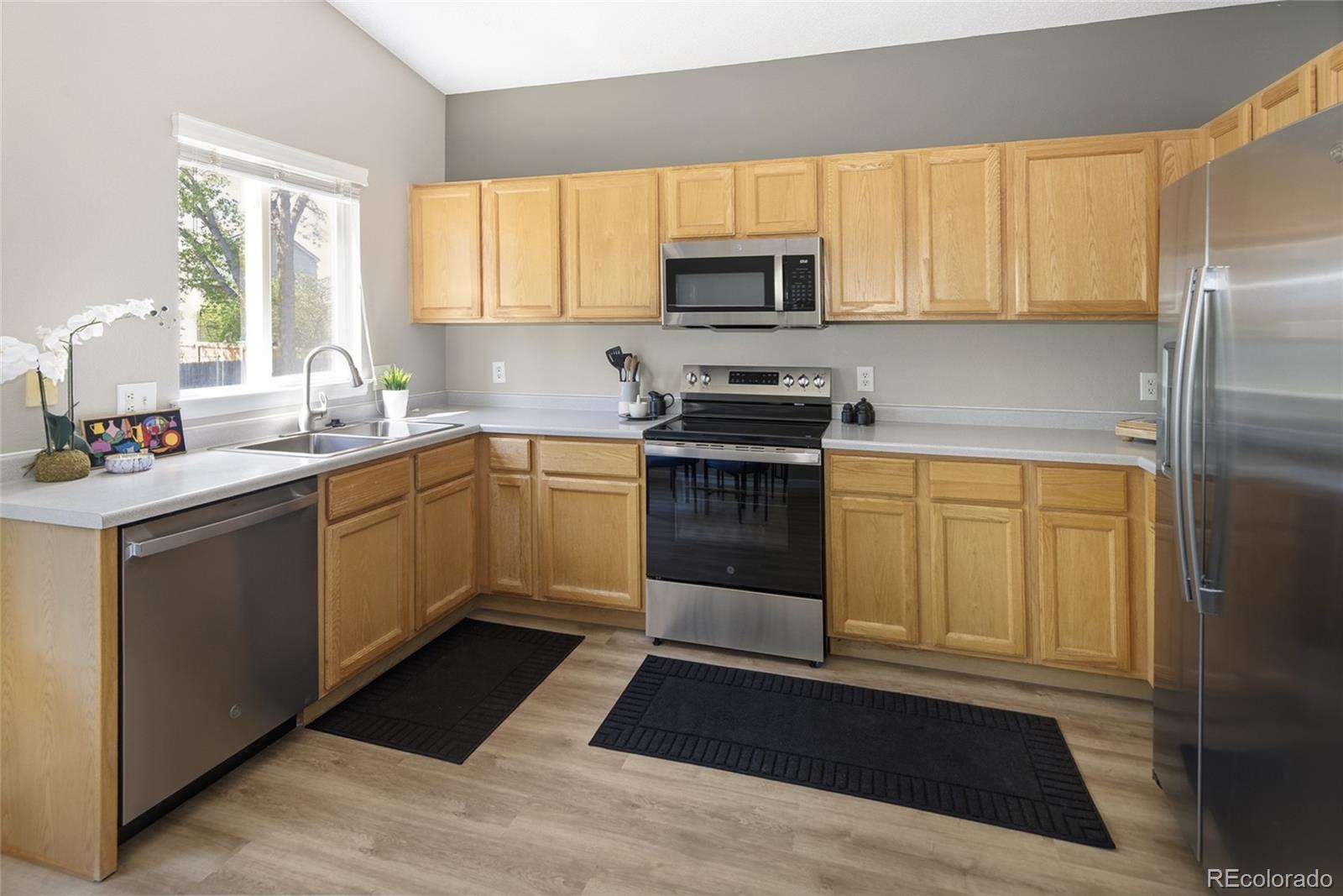 MLS Image #8 for 3528 s ceylon way,aurora, Colorado