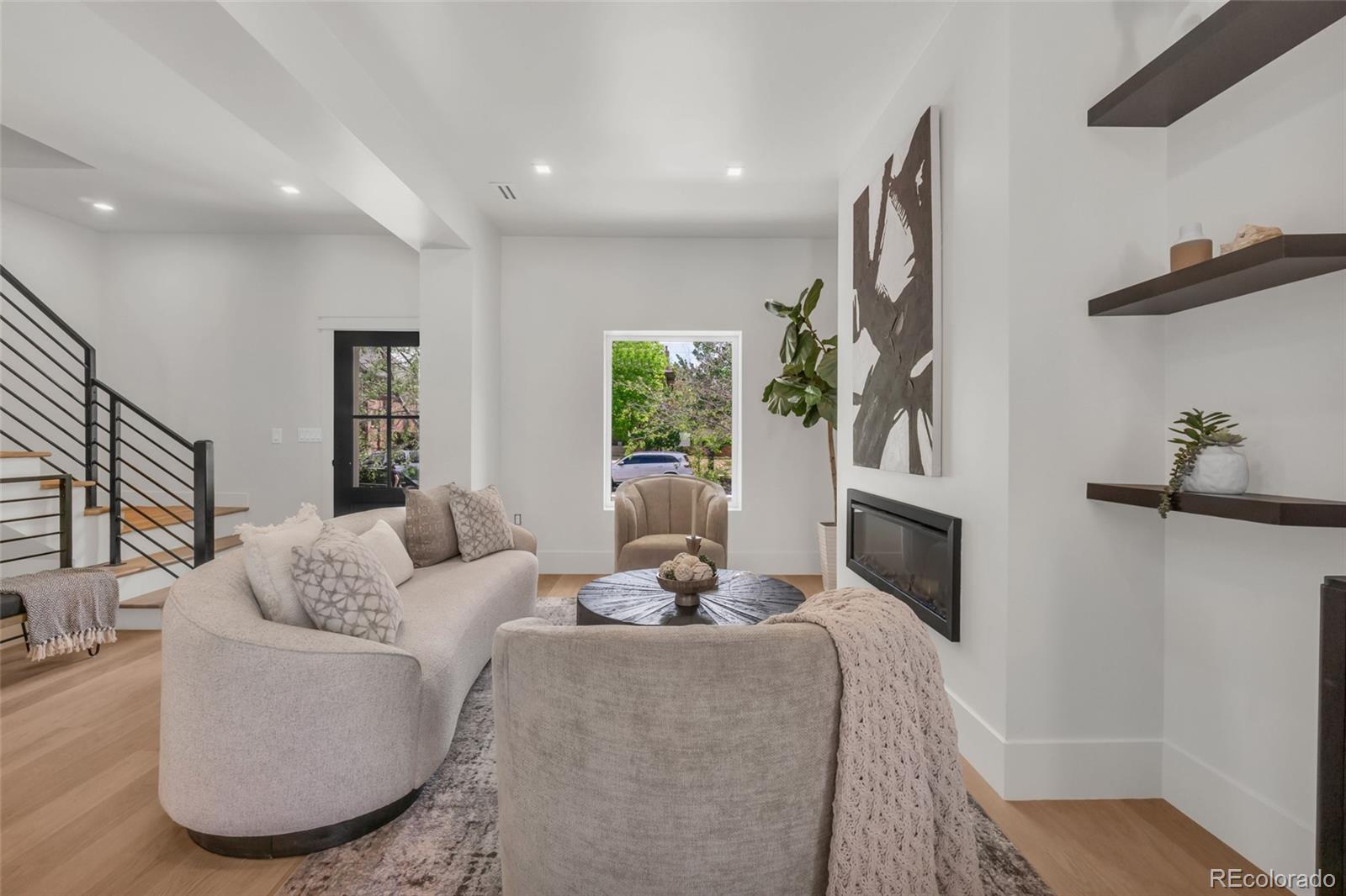 MLS Image #10 for 2905 n vine street,denver, Colorado