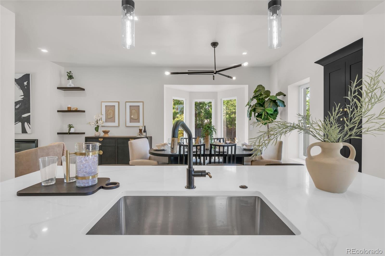 MLS Image #17 for 2905 n vine street,denver, Colorado