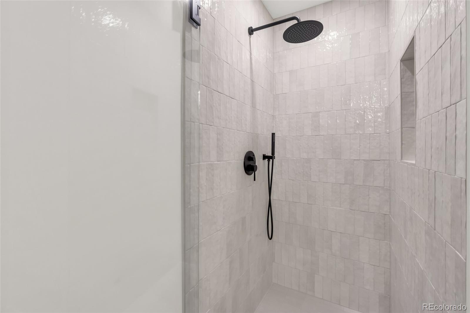 MLS Image #22 for 2905 n vine street,denver, Colorado