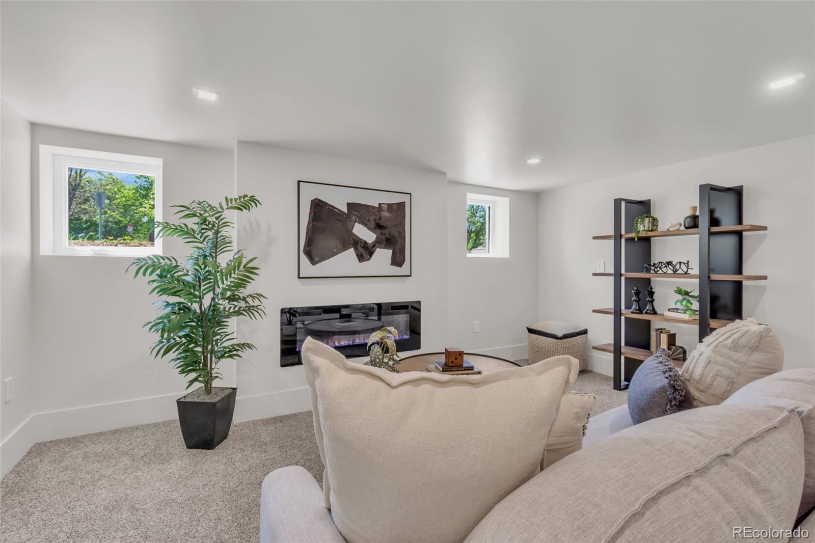 MLS Image #34 for 2905 n vine street,denver, Colorado