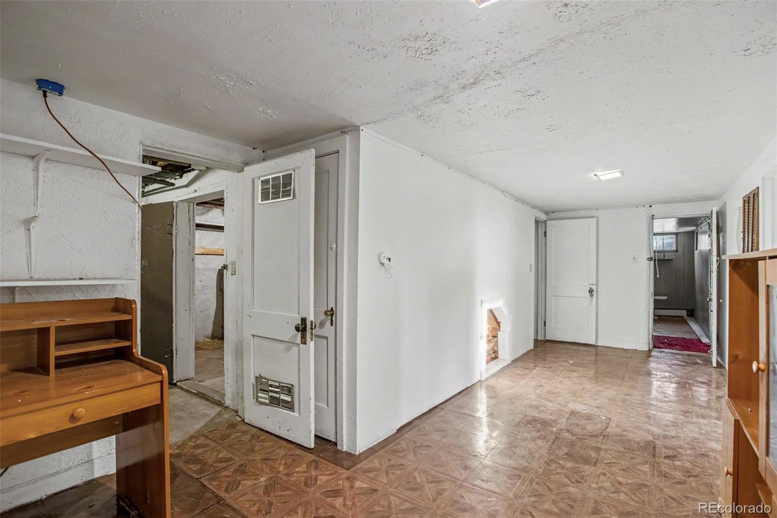 MLS Image #16 for 3945 s fox street,englewood, Colorado