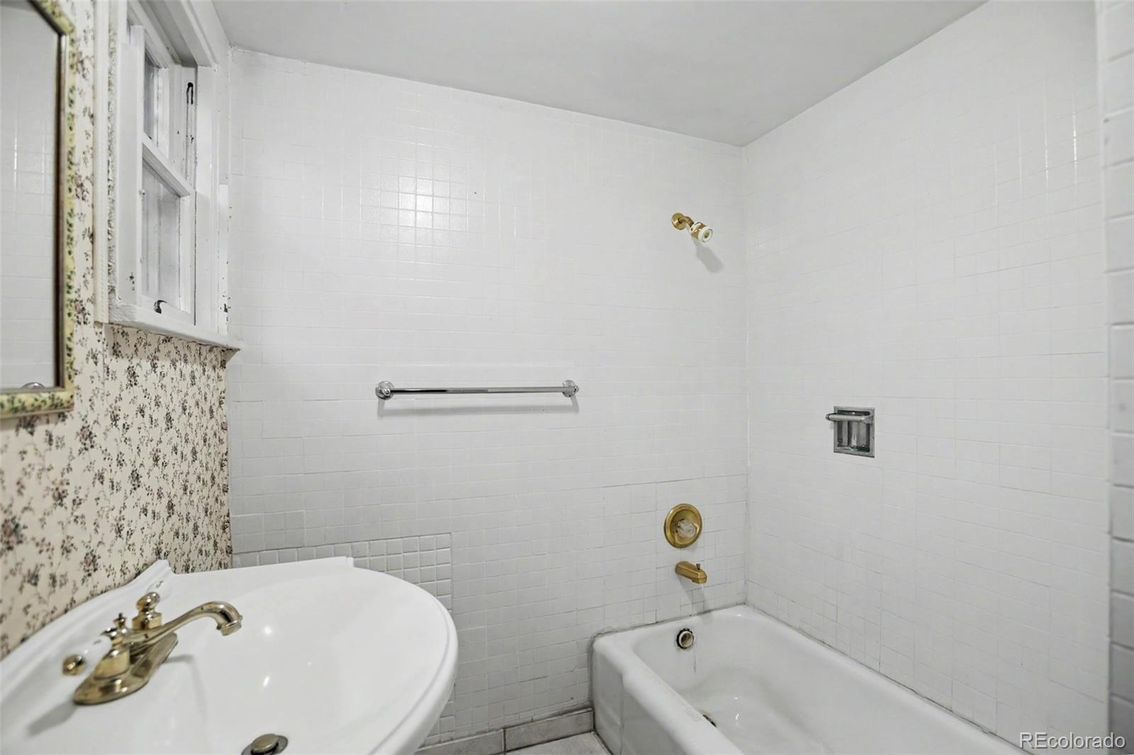 MLS Image #25 for 3945 s fox street,englewood, Colorado