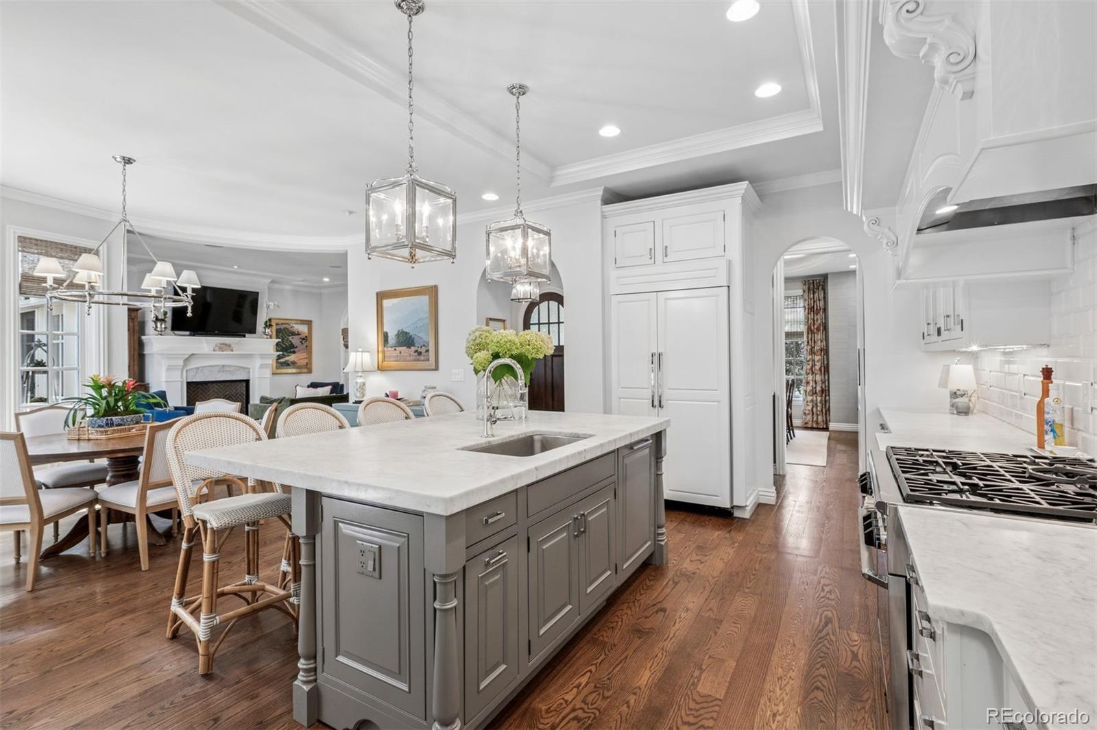 MLS Image #11 for 1124 s high street,denver, Colorado