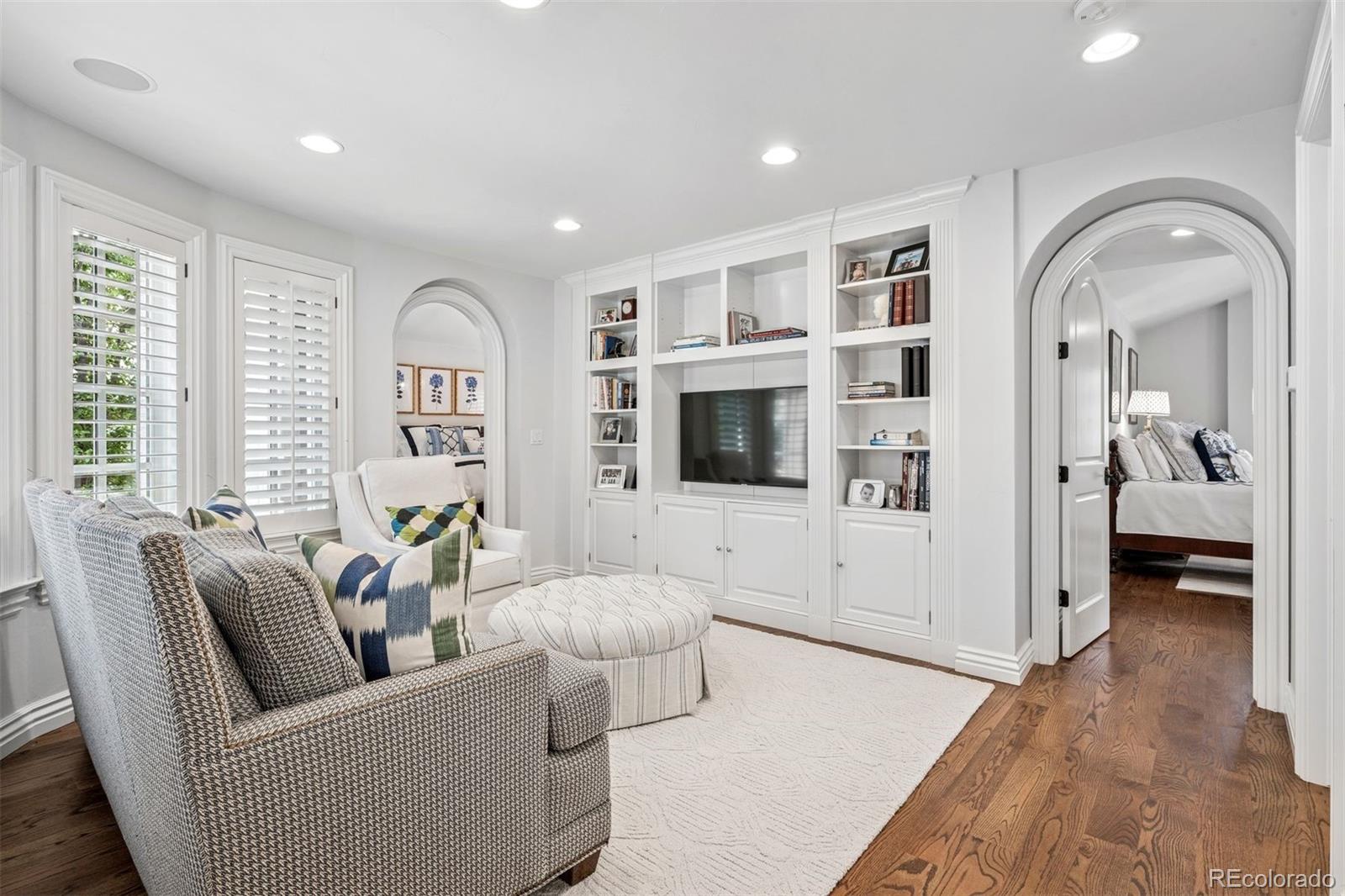 MLS Image #25 for 1124 s high street,denver, Colorado