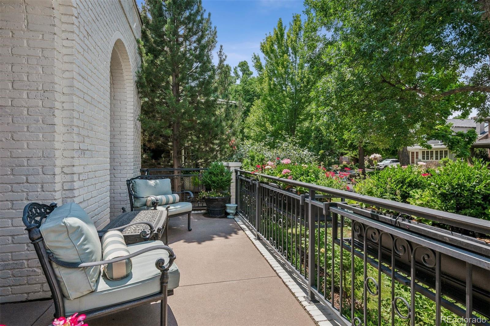 MLS Image #36 for 1124 s high street,denver, Colorado