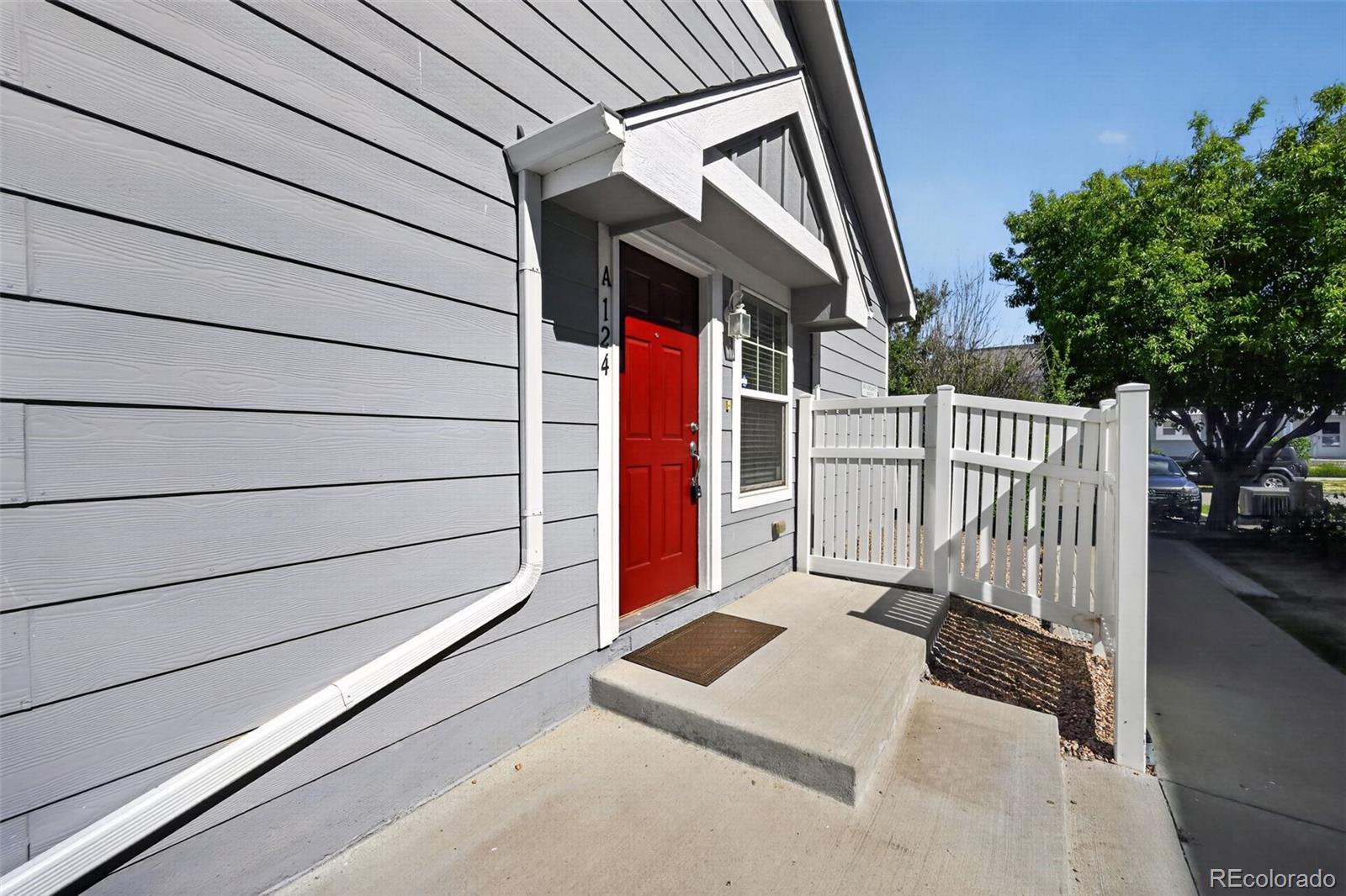 MLS Image #3 for 5810  ceylon street a,denver, Colorado