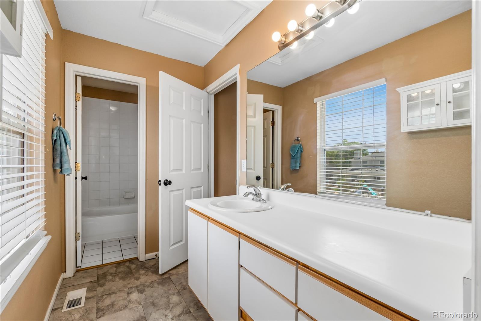MLS Image #11 for 6540 e 62nd way,commerce city, Colorado